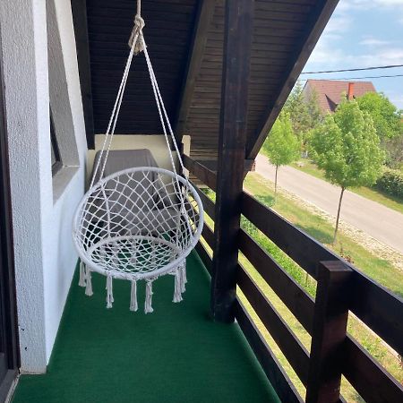 Karadi Apartman Zánka Εξωτερικό φωτογραφία