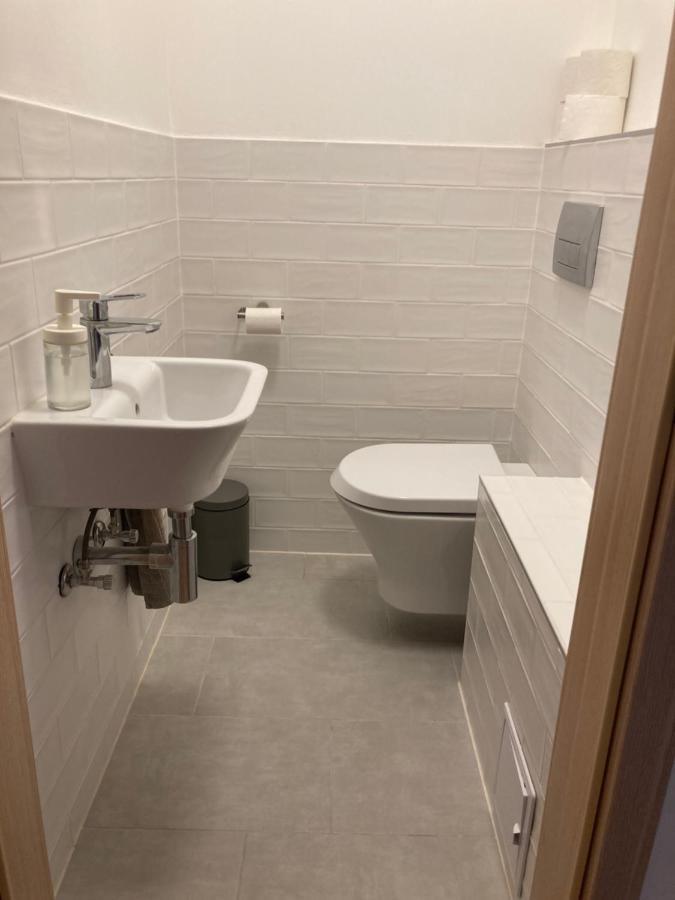 Karadi Apartman Zánka Εξωτερικό φωτογραφία