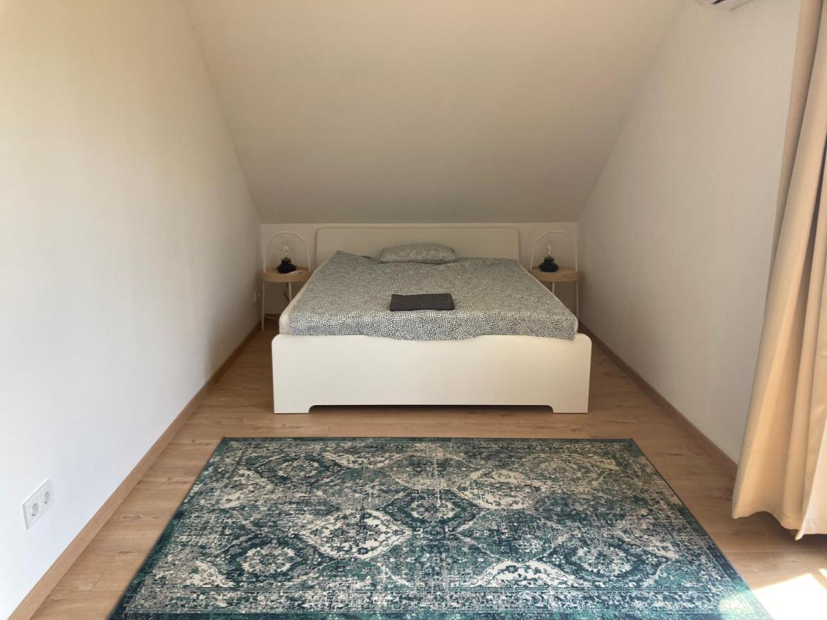 Karadi Apartman Zánka Εξωτερικό φωτογραφία