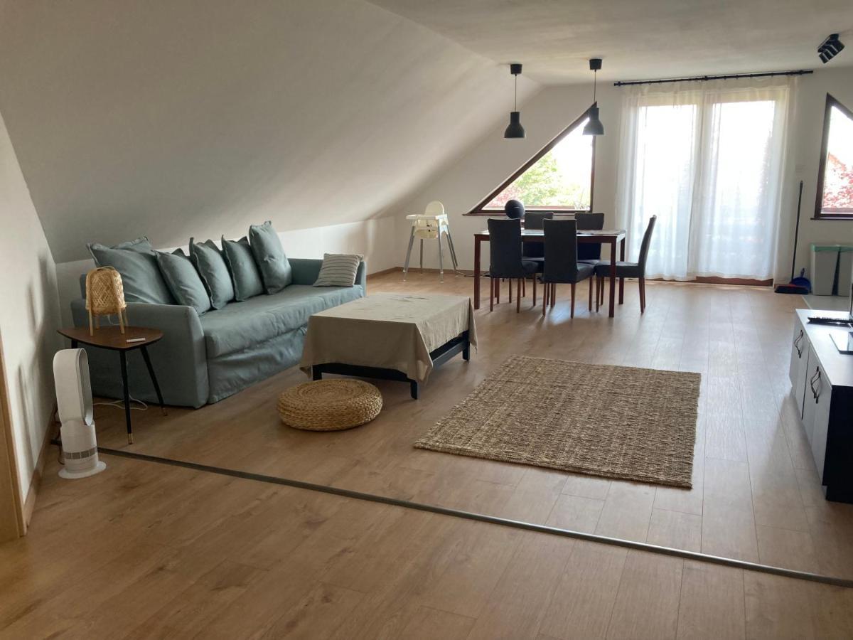 Karadi Apartman Zánka Εξωτερικό φωτογραφία